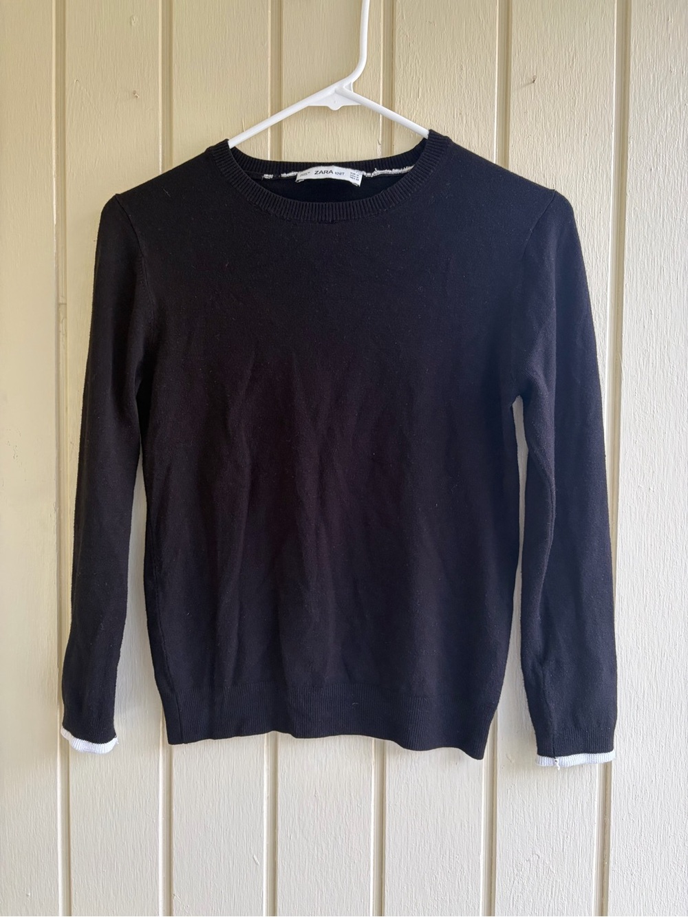 ZARA Black Long Sleeve Crewneck Sweater